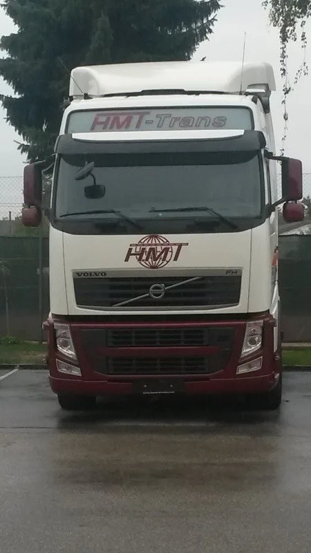 HMT-Volvo Sattelzugmaschine von vorne
